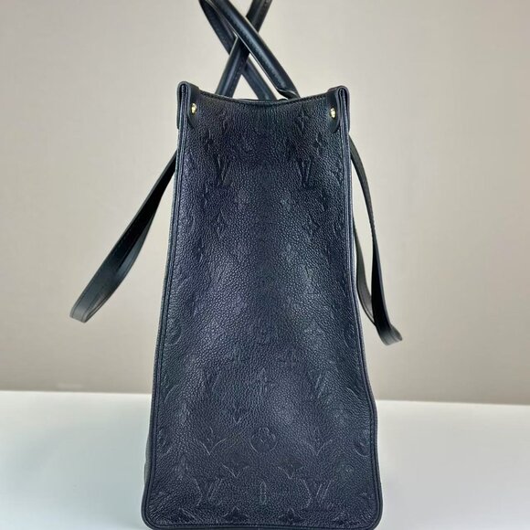 Louis Vuitton Black Leather Empreinte Leather Onthego GM Tote Shoulder Bag - Picture 4 of 8
